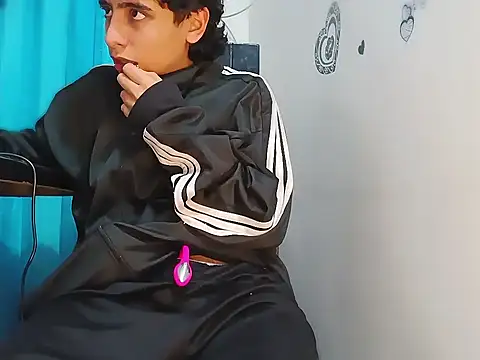 عرض كام LatinHeatX22