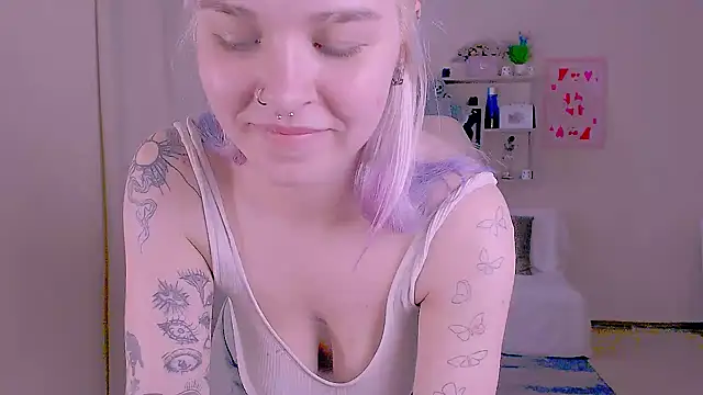 Hot_Blonda 现场XXX聊天