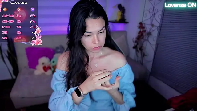 XXX chat uživo modela Lunlunera