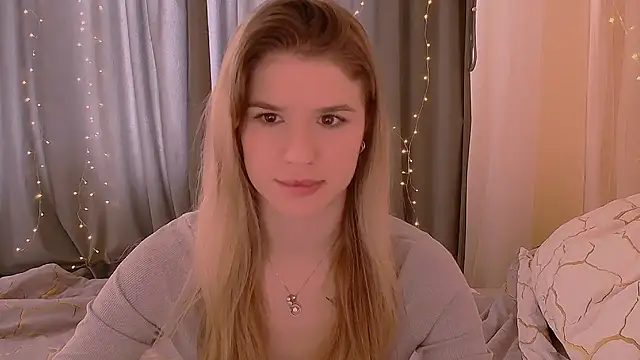 Chat +18 de Alisa_Swan_ ao vivo