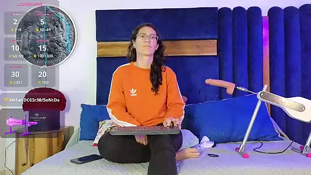 XXX chat uživo modela Andromeda-jade