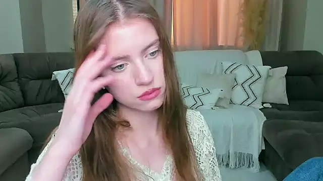 Erica_Kiss: απευθείας συνομιλία ΧΧΧ