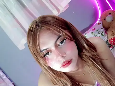 ur_hotasiangf Pertunjukan Webcam