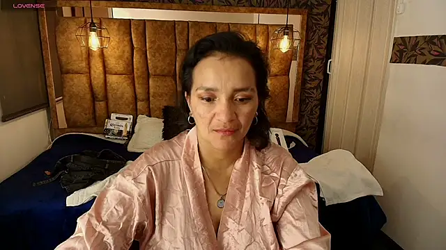 XXX chat uživo modela MarilynMiilf_