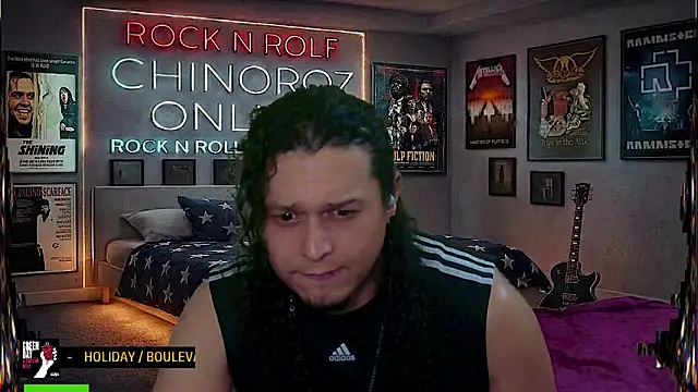 chino_roz Chat XXX in diretta