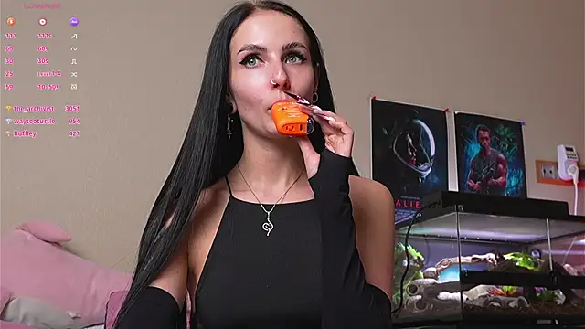 YaraAveiri Live XXX-Chat