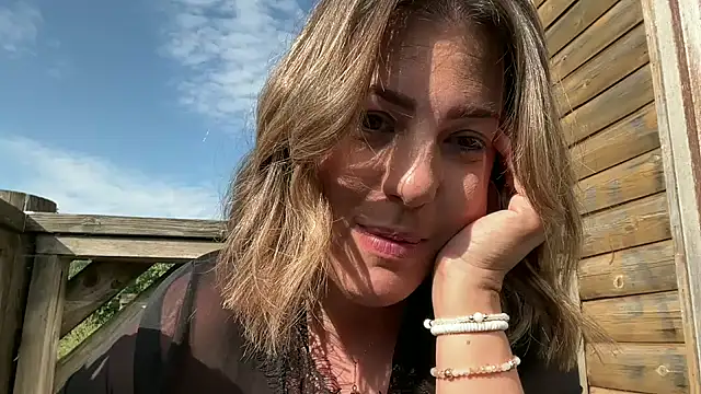 MsBelleWarick Webcamshow