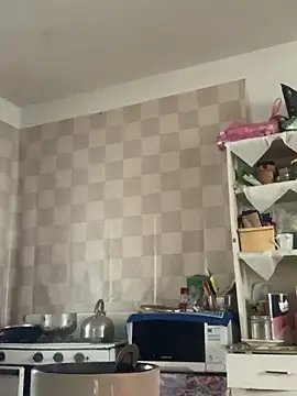 Frosl 现场XXX聊天