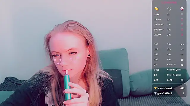 دردشة AliceNya_cute الجنسية المباشرة