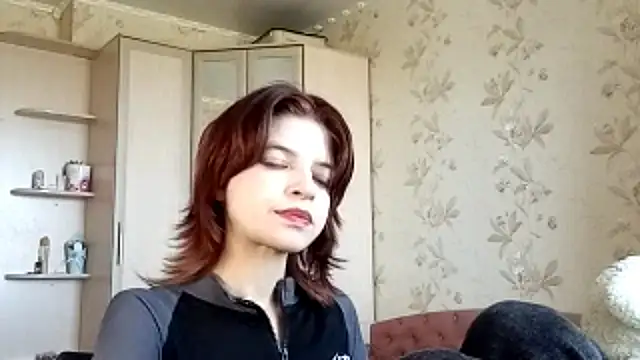 XXX chat uživo modela LowkeyIndigo