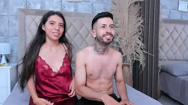 XXX chat uživo modela StevenAndLaura