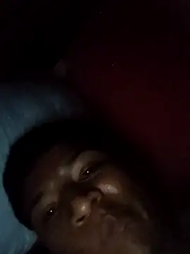 Pokazy przed kamerką – Tu_papi_69_