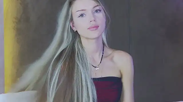 MarilynNova Live XXX-chat
