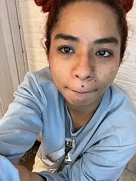 XXX chat uživo modela Rchelx69x