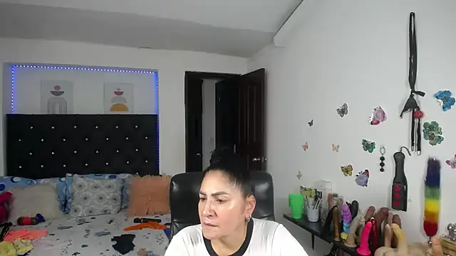 mature_bigboobs10 Chat XXX live