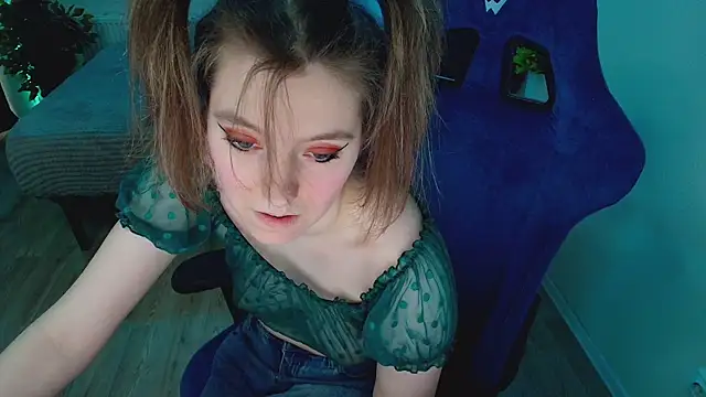 CranberryHot Chat XXX live