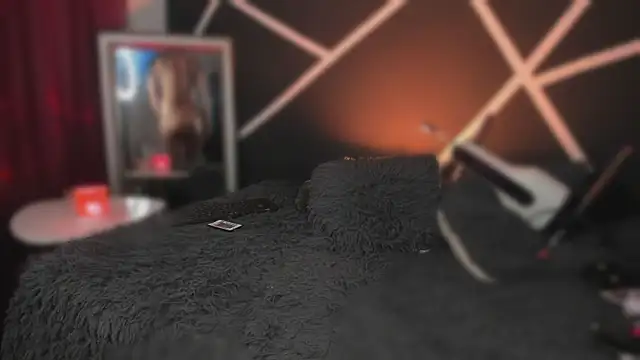 miiaa_stone Chat XXX in diretta