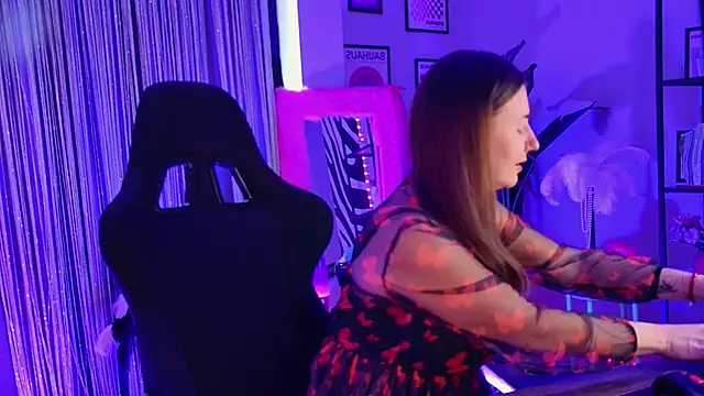 Golden_Dragon 라이브 XXX 채팅