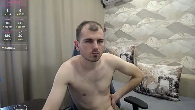 SerzhKorol1's Webcam Show