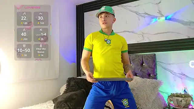 XXX chat uživo modela Saimonvela