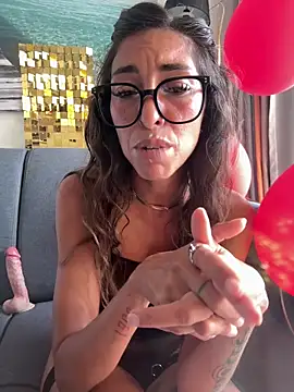 دردشة Lalla_Amani الجنسية المباشرة