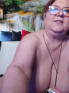 QueenPammy1's Live XXX Chat