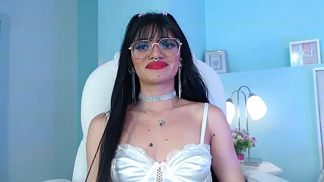 Czat XXX na żywo – Emerald_gh