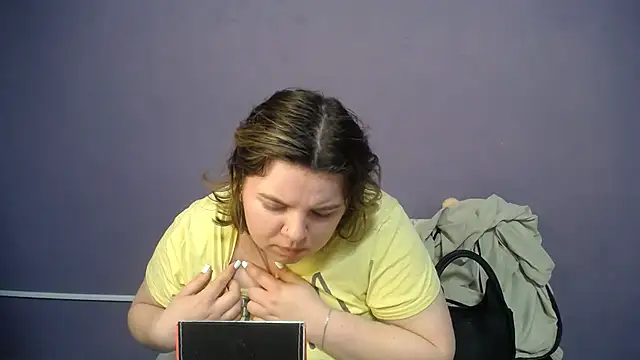 Chat +18 de so_shy ao vivo