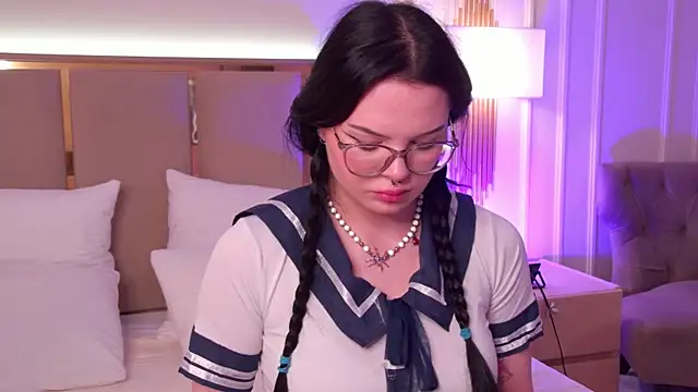 Chat +18 de CindyMil ao vivo