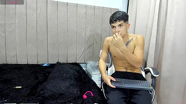 pipe_hot04 Webcam-Show