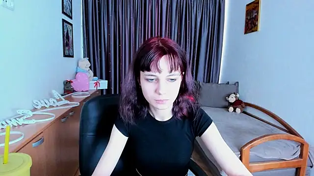 MiniLysii's Live XXX Chat