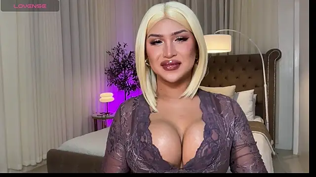 Your_Majesty_Tyra's Webcam Show