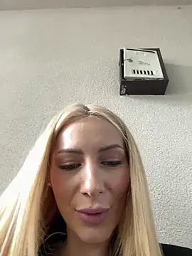 AngieShae's Live XXX Chat