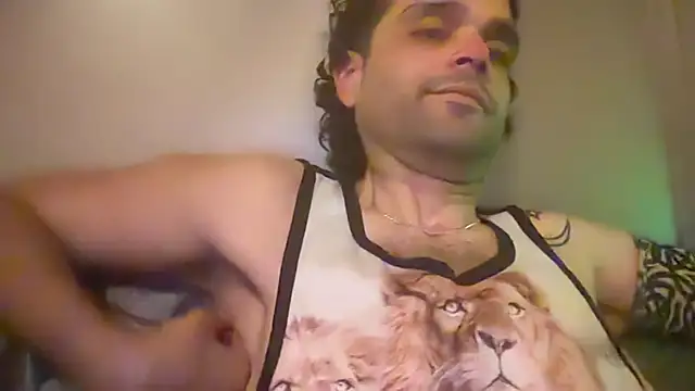 Chat XXX en directo de KungFuPanda001