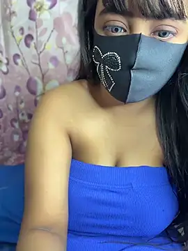 Naughty_Queen49 现场XXX聊天