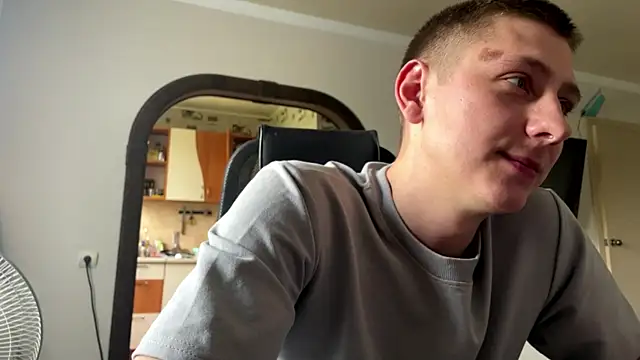 Онлайн чат XXX Keksik_