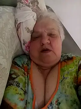 HapinessLovee élő XXX-chatje