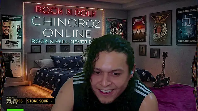 chino_roz Chat XXX in diretta