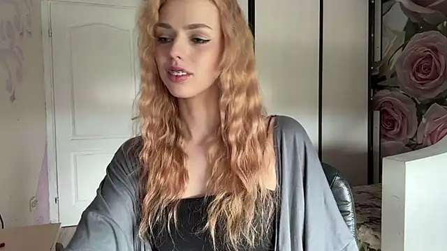 ScarlettRosy – webcam-show