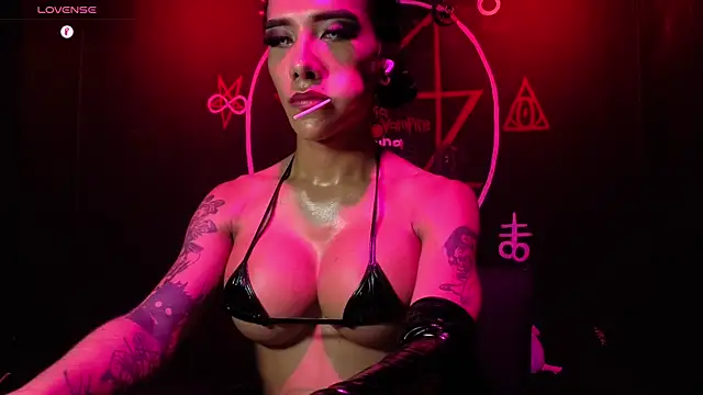 Victoriavampire666: вебкам-шоу