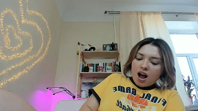 Chat +18 de BrightDani ao vivo