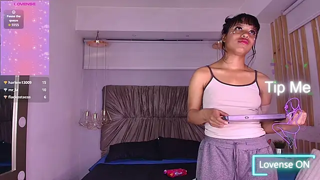 Chat XXX en directo de Dakashyten