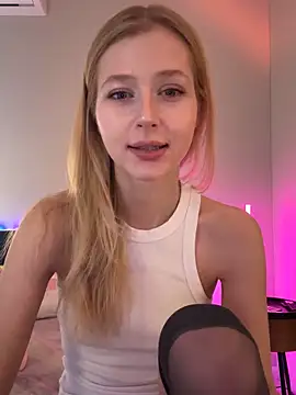 Chat +18 de LunaRase ao vivo
