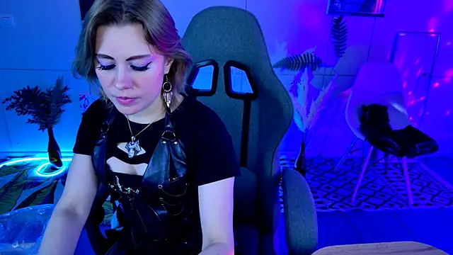 Kumiho_7777 Adlı Modelin Web Kamerası Şovu