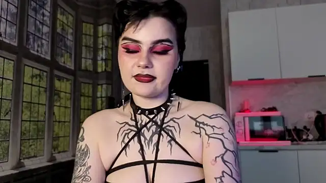 Chat XXX en directo de IntrigueYourDay