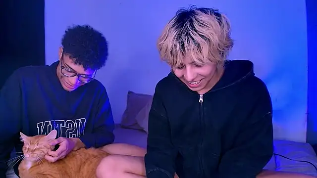 Živý XXX chat Aronn_44
