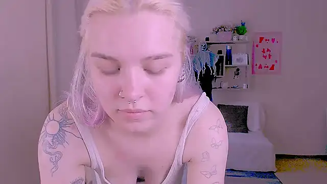 XXX chat uživo modela Hot_Blonda