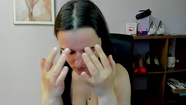XXX chat uživo modela KateDelight
