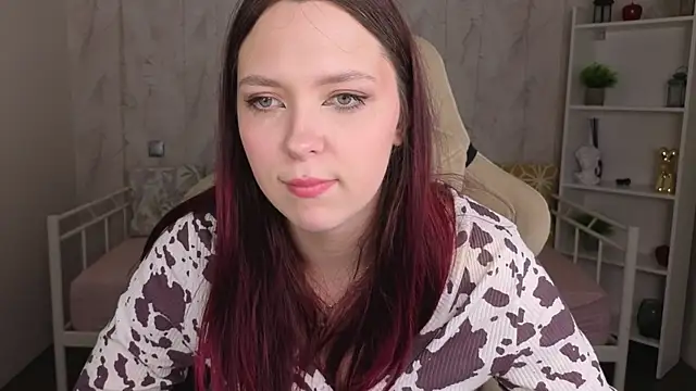 Chatroom XXX en direct de Monica__Queen