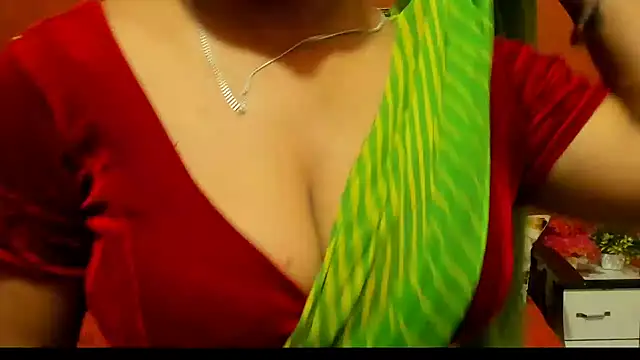Jasmine_Jaey1: απευθείας συνομιλία ΧΧΧ